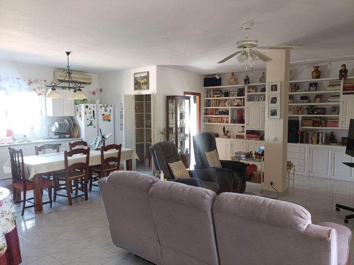 Image No.8-4 Bed Finca for sale