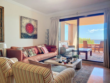 b1t7zw0lux16-ec67b526875bf0124b6ce4328a754439