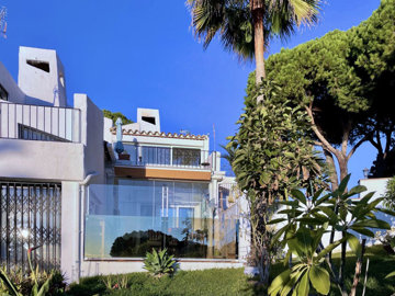 yd2kb0mk4us16-ec67b526875bf0124b6ce4328a75443