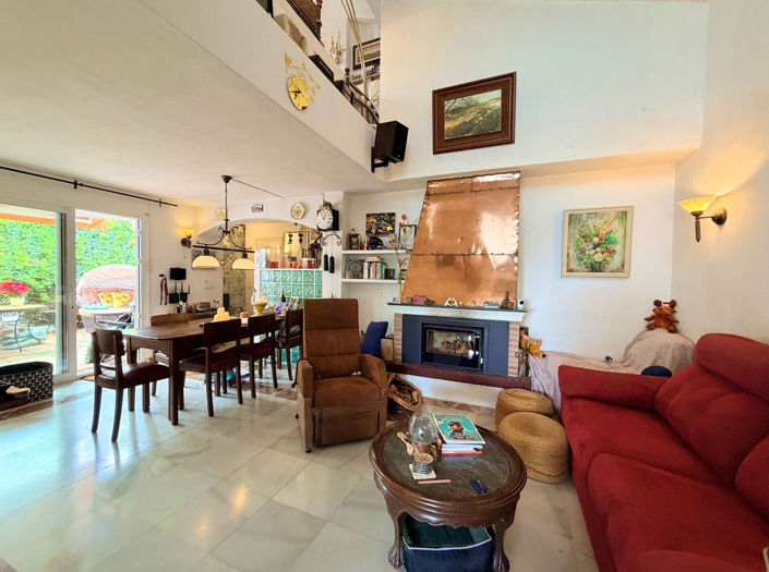 Image No.6-2 Bed Villa for sale