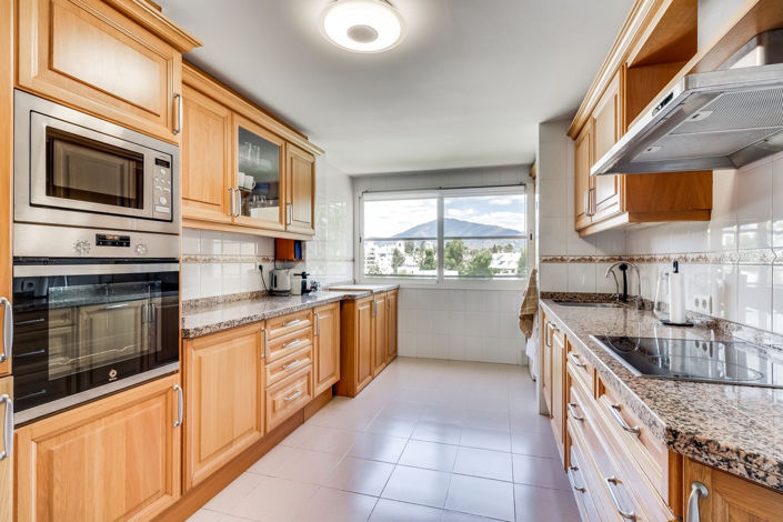 Image No.13-2 Bed Apartment for sale