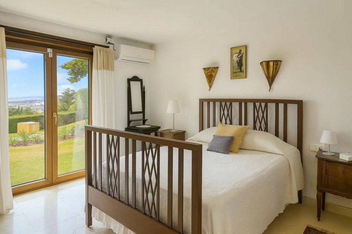 Image No.6-5 Bed Villa for sale