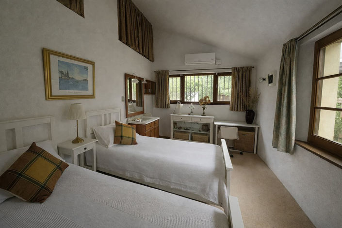 Image No.8-5 Bed Villa for sale