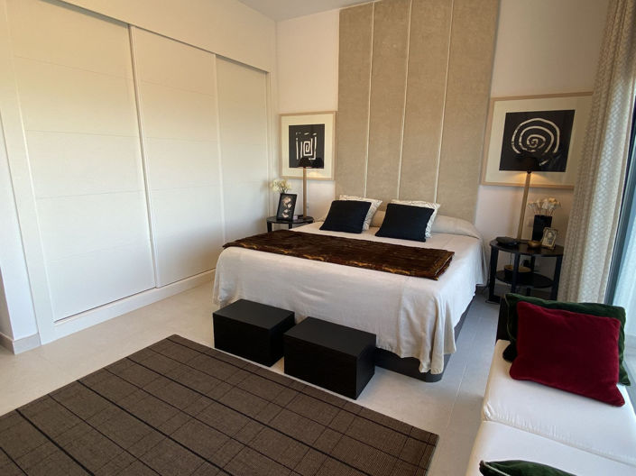 Image No.20-3 Bed Duplex for sale