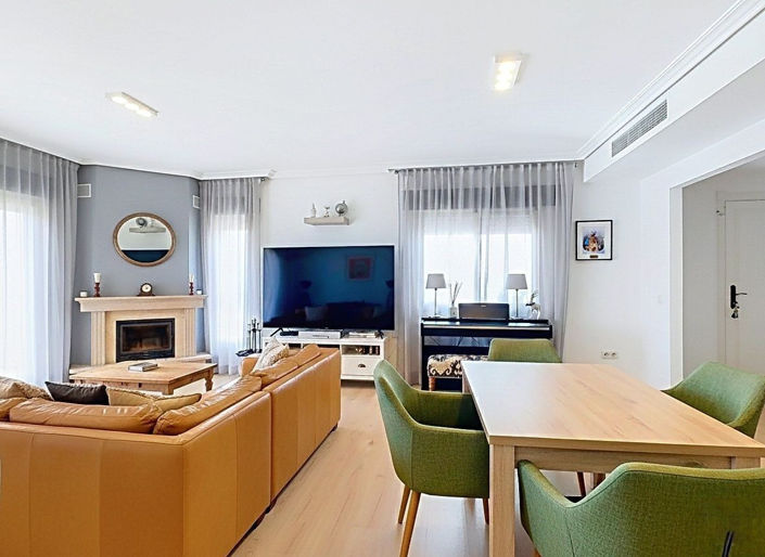 Image No.10-2 Bed Townhouse for sale