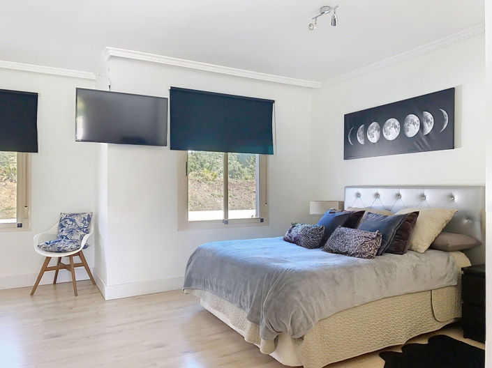 Image No.16-2 Bed Townhouse for sale