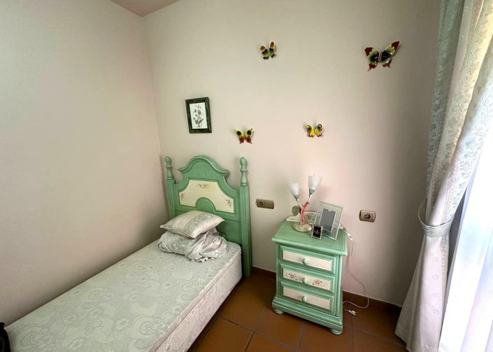 Image No.11-3 Bed Townhouse for sale