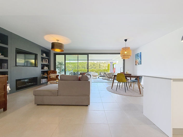 Image No.6-3 Bed Apartment for sale