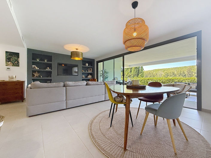 Image No.8-3 Bed Apartment for sale