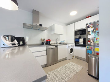 38ygemngbx49-467d0cee5b725f3ef65f102a0c2e69c0