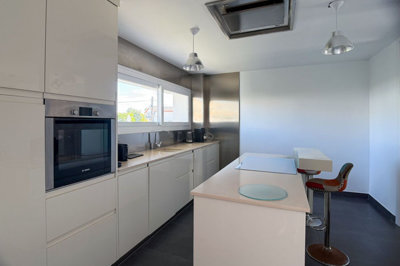 fqv5cj9bx4p12-53013098fcab6c38b1379cd33298e05