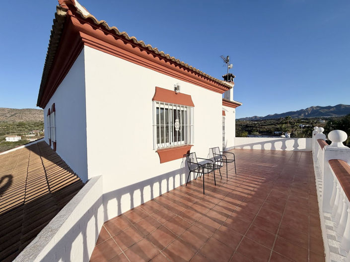 Image No.4-4 Bed Villa for sale