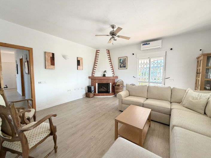 Image No.9-4 Bed Villa for sale