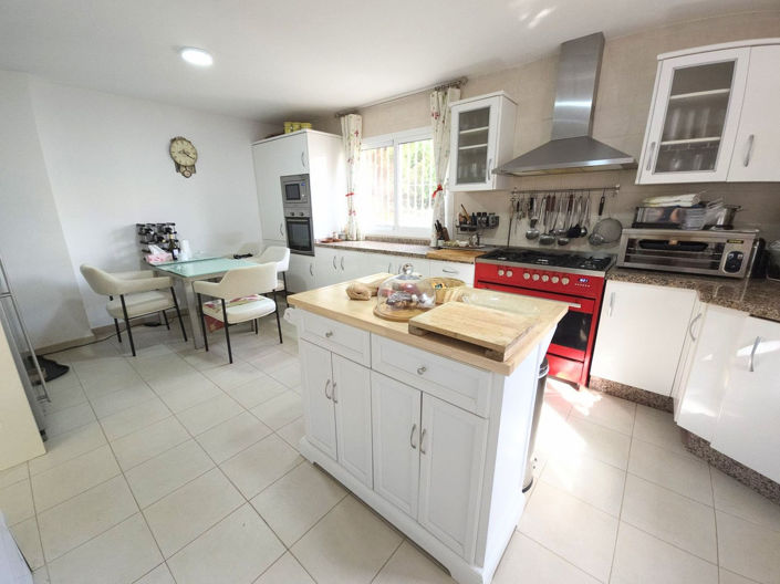 Image No.7-4 Bed Villa for sale