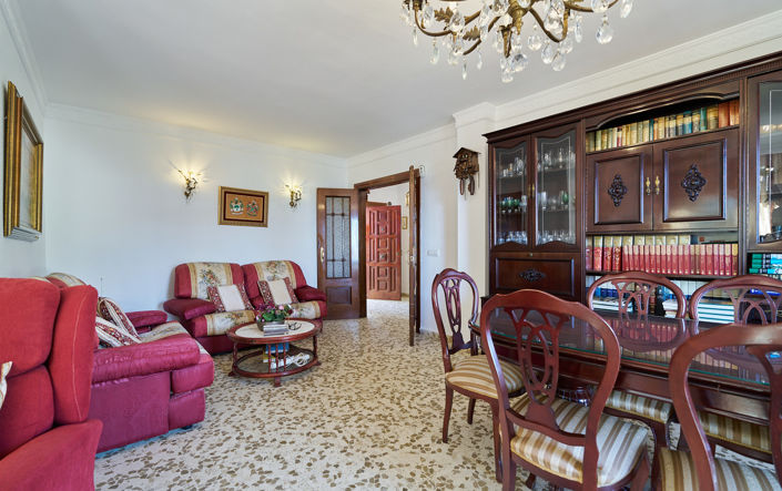 Image No.4-5 Bed Villa for sale