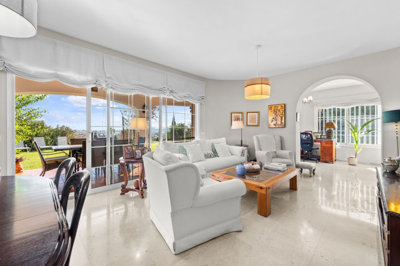 ubsmmwoyb213-5fd73dea700db77384c091ca9818b1a9