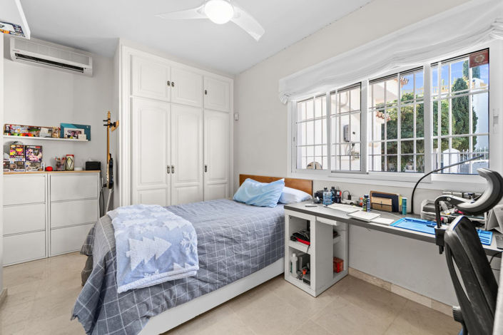 Image No.15-4 Bed Villa for sale