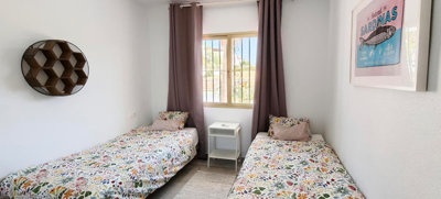 9s3rbycn08e9-467d0cee5b725f3ef65f102a0c2e69c0