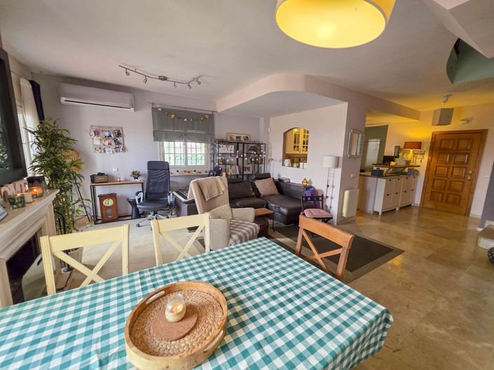 Image No.10-3 Bed Townhouse for sale