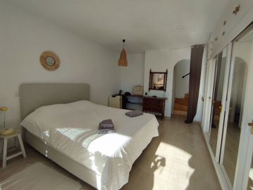 vtwslkivy0i31-5e8b9eb86a2d455eeaf43a7bbf3ccd1