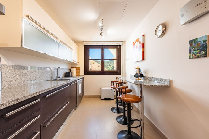 Image No.11-3 Bed Townhouse for sale