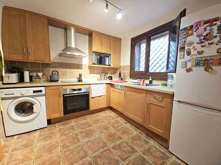 Image No.8-4 Bed Townhouse for sale