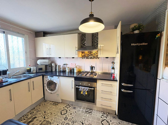 Image No.12-3 Bed Townhouse for sale