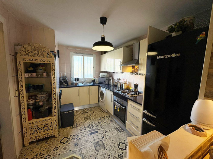 Image No.13-3 Bed Townhouse for sale