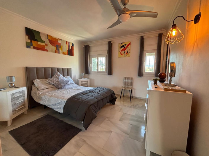 Image No.9-3 Bed Townhouse for sale