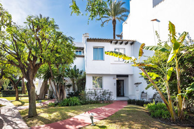 k8cgt8mjmv27-f6e8bc237ba13ac4c268badec6354f3d