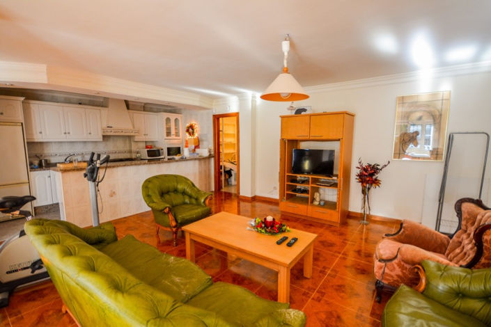 Image No.7-Villa de 8 chambres à vendre à Estepona