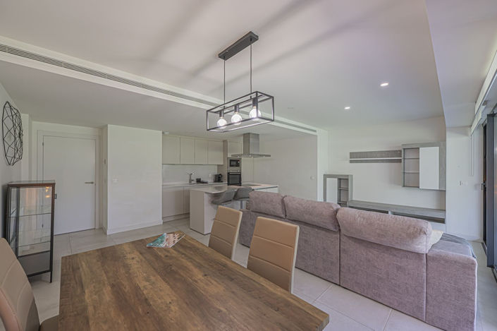 Image No.8-3 Bed Apartment for sale