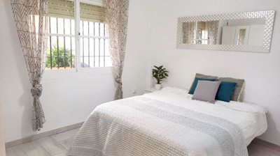 4vo3sx2u9cd10-bb915d1cb19341576dcdc994b81ab9c