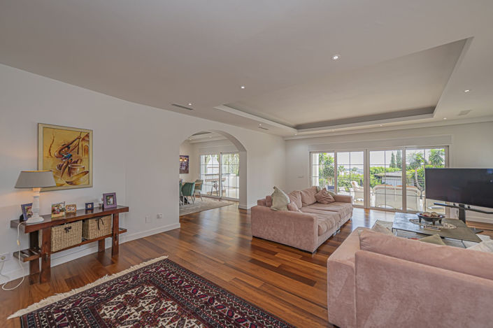 Image No.12-4 Bed Villa for sale