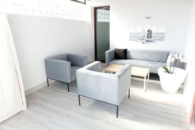 70d6rm63uwv12-53013098fcab6c38b1379cd33298e05