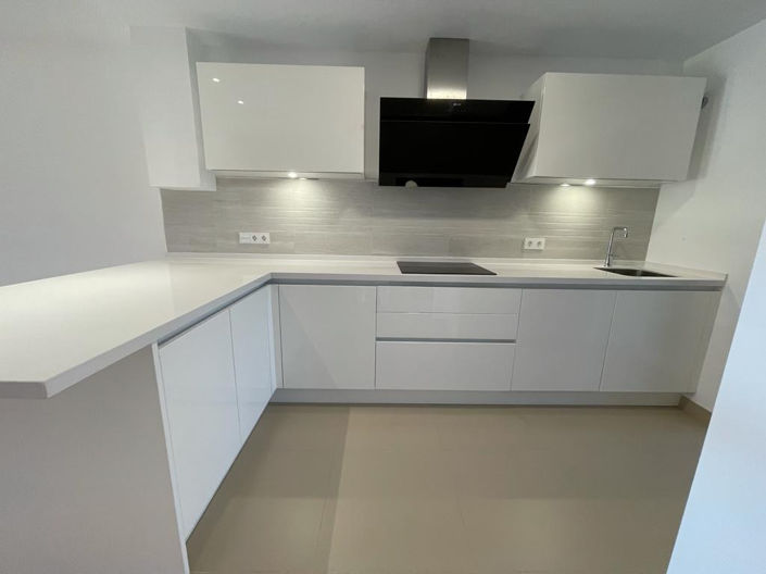 Image No.11-3 Bed Townhouse for sale