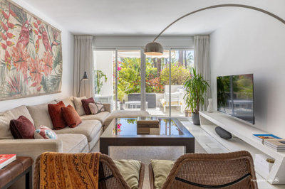 kms0bk8wpv16-ec67b526875bf0124b6ce4328a754439