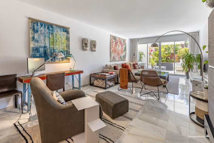 Image No.12-2 Bed Apartment for sale