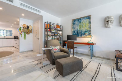 q61f1quftc14-d70dc3102c00d7be0e872dfe1c1f86d7