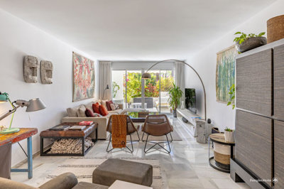 395r1svs96q12-53013098fcab6c38b1379cd33298e05