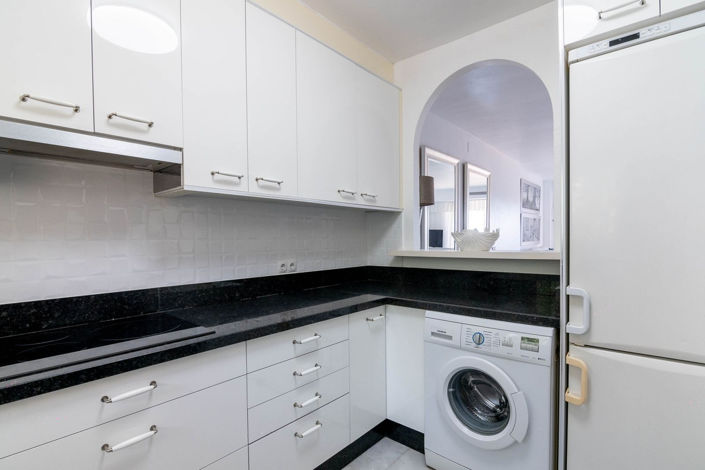 Image No.13-4 Bed Apartment for sale