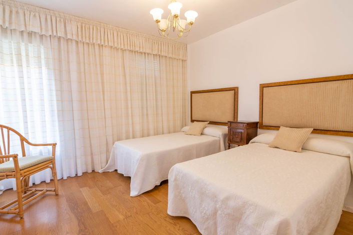 Image No.19-4 Bed Apartment for sale