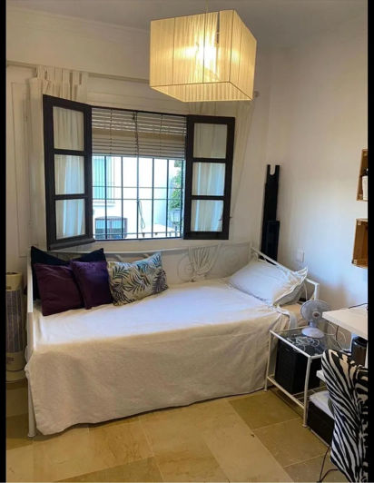 Image No.9-2 Bed Townhouse for sale