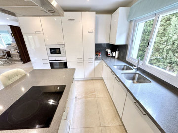 y1mk0eb9ng30-5e8634ec9576c9ad4825a6dec5b5d375