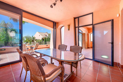 cwhuuiyu7f95-3595ad71cbd87be6c3643a4285ef4791