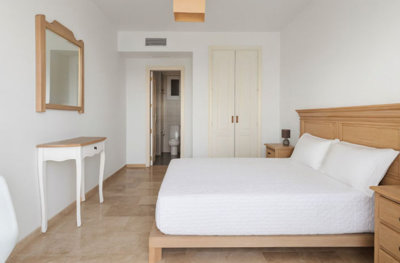 e2q8im9in2d7-aa4cc561180b369757c0bb4af9886cd3