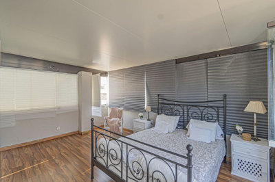 b0vbhszgqm710-bb915d1cb19341576dcdc994b81ab9c