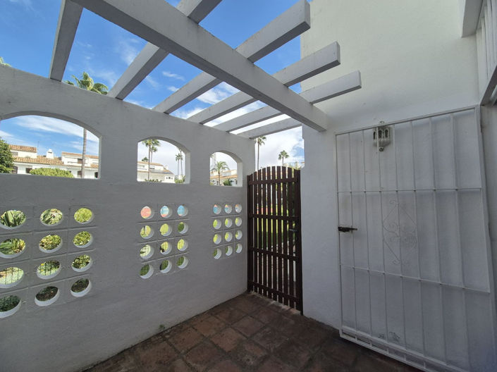 Image No.5-4 Bed Townhouse for sale