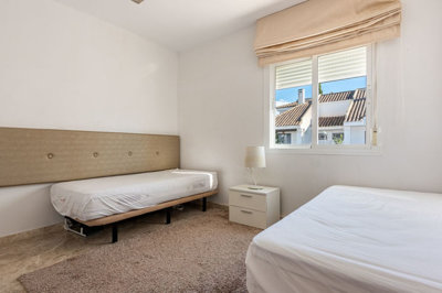 9g63432wme515-11d12f2f454f2f5e9b981fdd8b901d5