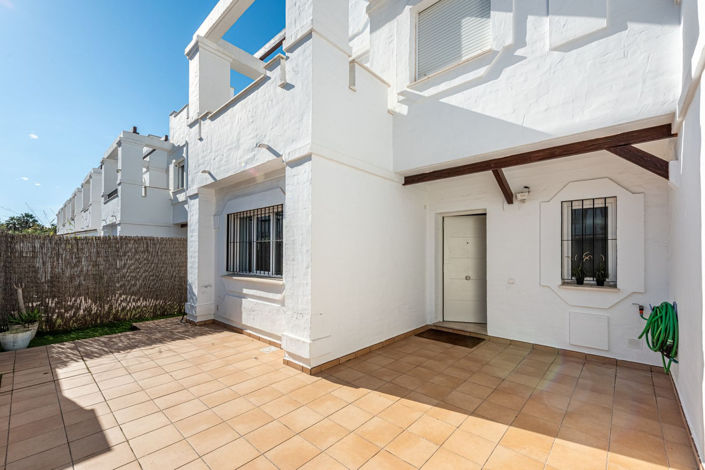 Image No.2-Maison de ville de 3 chambres à vendre à Nueva Andalucia